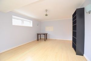 Photo 16- click for photo gallery